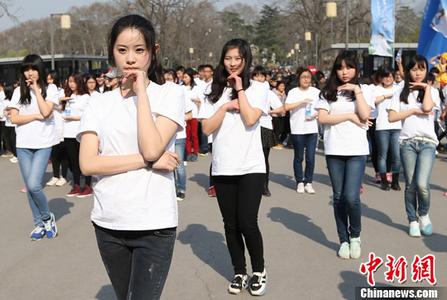 一个代孕流产女孩的自白